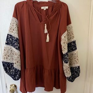 Entro balloon sleeve blouse